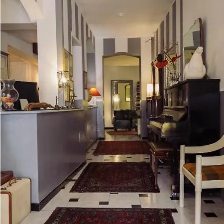 Colombo 3*